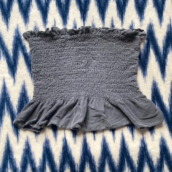 UO Truly Madly Deeply Gray Smocked Ruffle Strapless Top - Picture 2 of 4